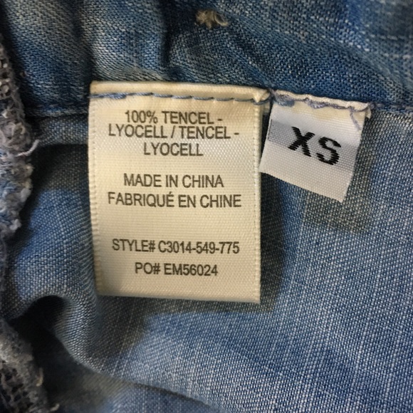 BELLA DAHL Denim Color Pull On Drawstring Fringe Hem Shorts - Picture 3 of 5